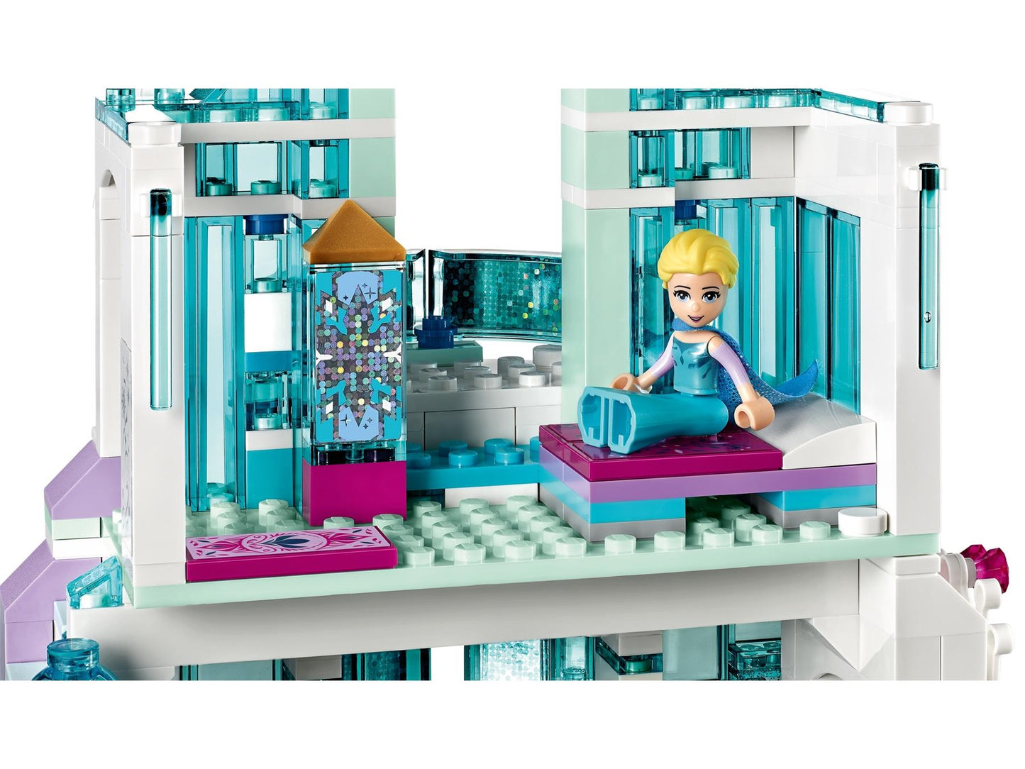 Elsa's Magical Ice Palace LEGO Set 701pcs Ages 6+ Disney Frozen 43172