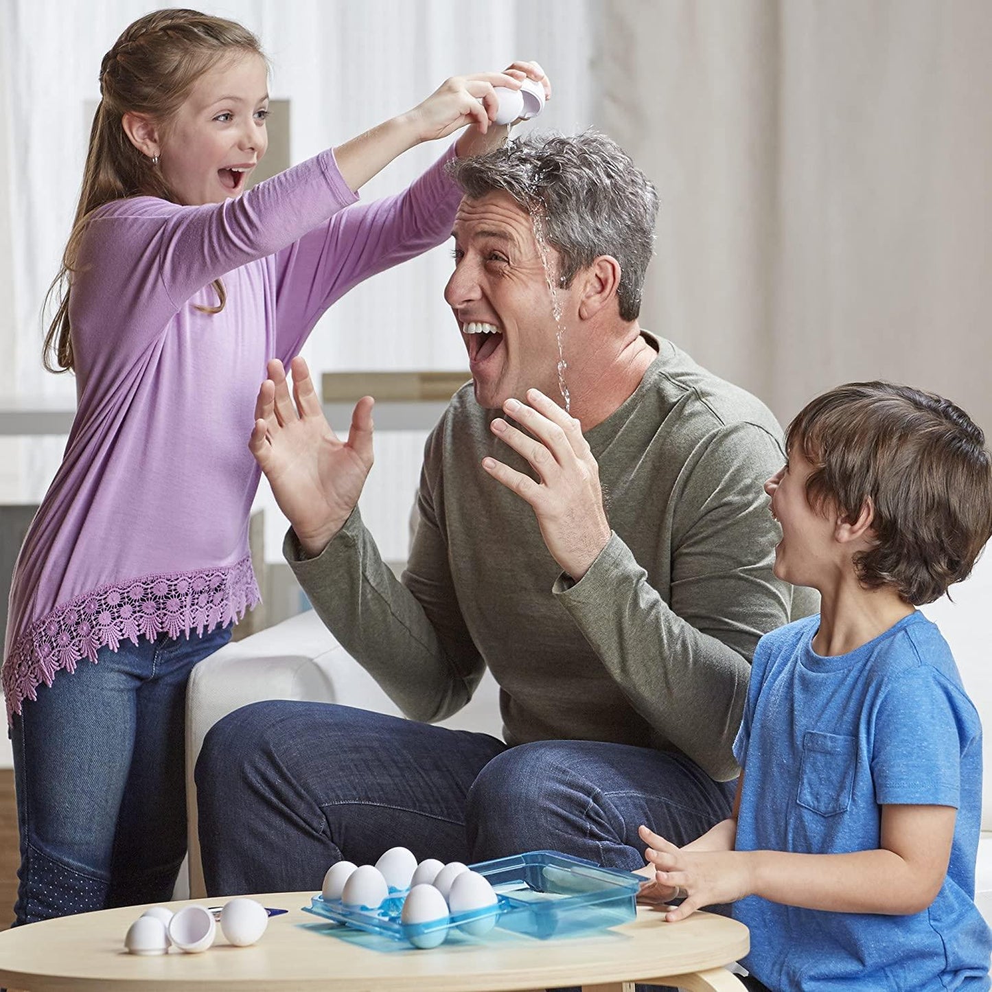 GERMAN LANGUAGE OHWEL! Game Hasbro Egged On Family Fun