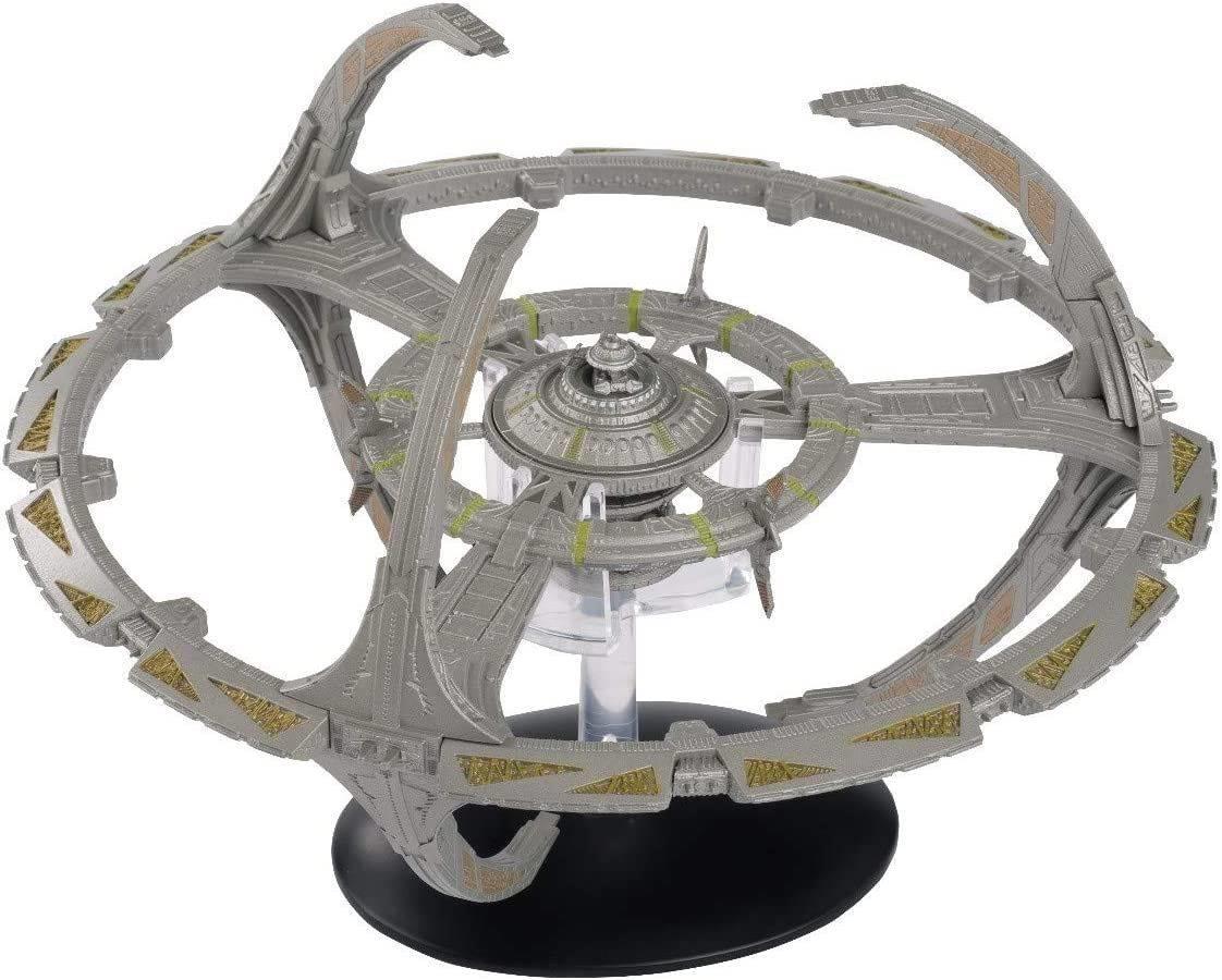 #17 Deep Space Nine XL EDITION Model Diecast Ship SIGNATURE SERIES DS9 (Eaglemoss / Star Trek)