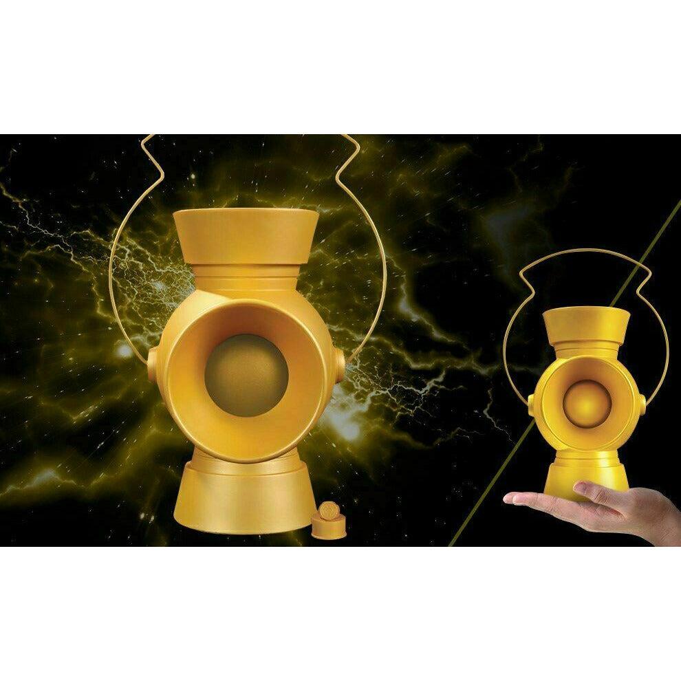 Yellow Lantern Power Battery & Ring Prop 1:1 Scale Replica 31664 (DC Collectibles)