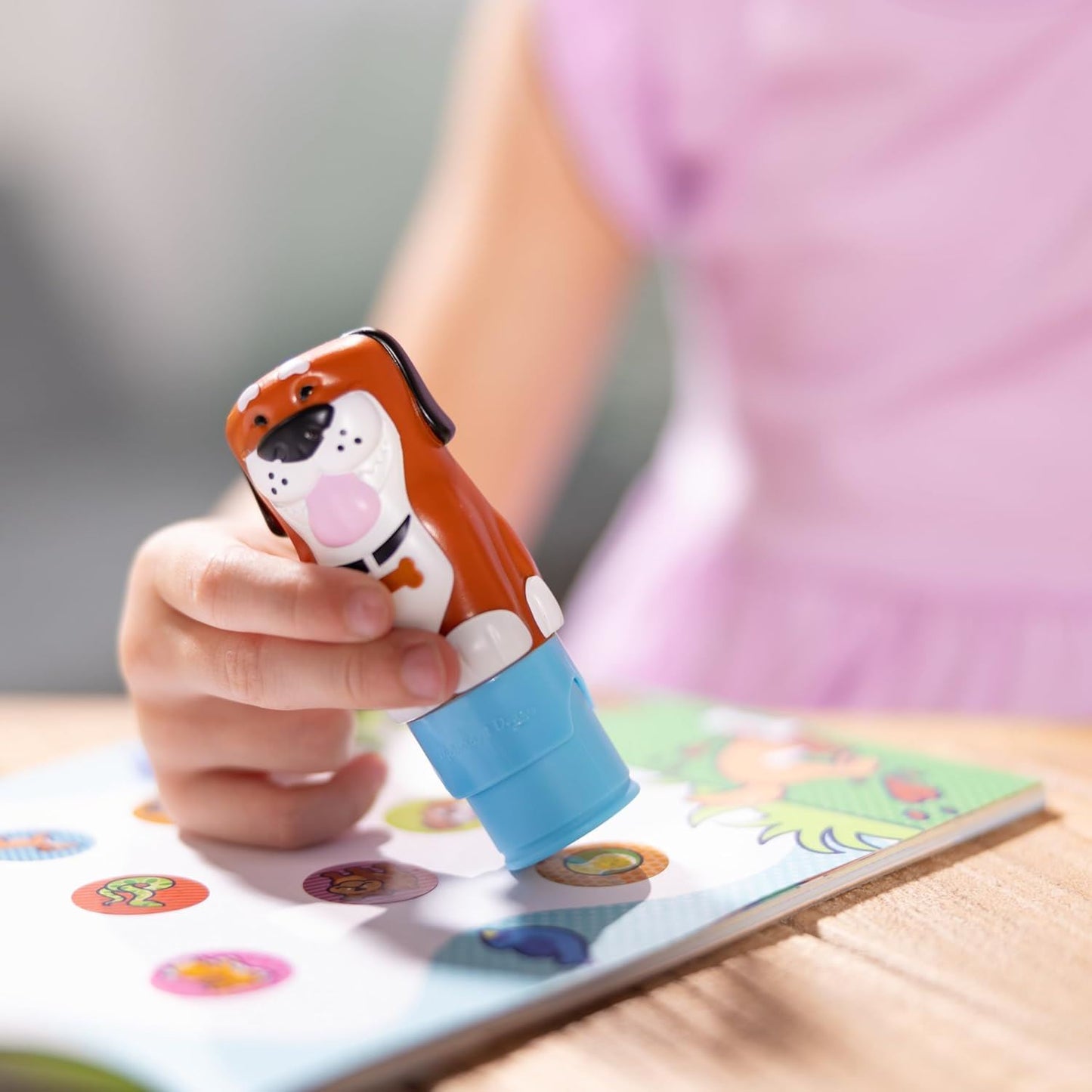 Sticker WOW! Dog Bundle 50706 Collectible Stamper, 500 Stickers, 2 Activity Pads (Melissa & Doug)