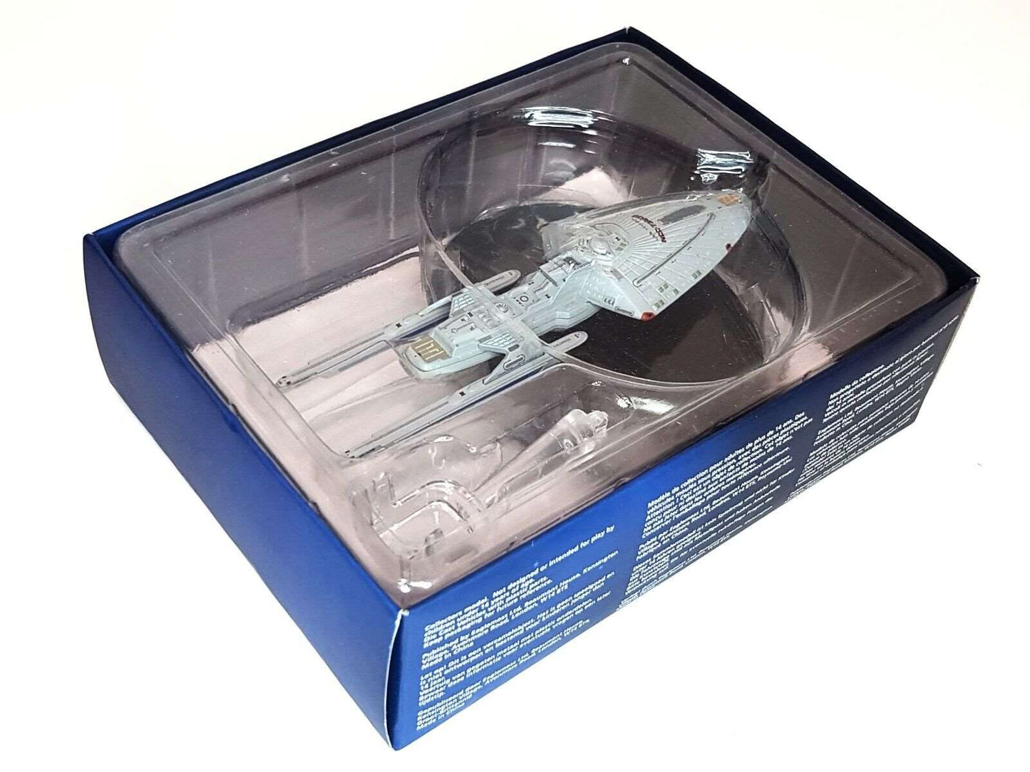 #11 U.S.S. Voyager NCC-73602 (Sternbach concept) Model Diecast Ship (Eaglemoss / Star Trek)